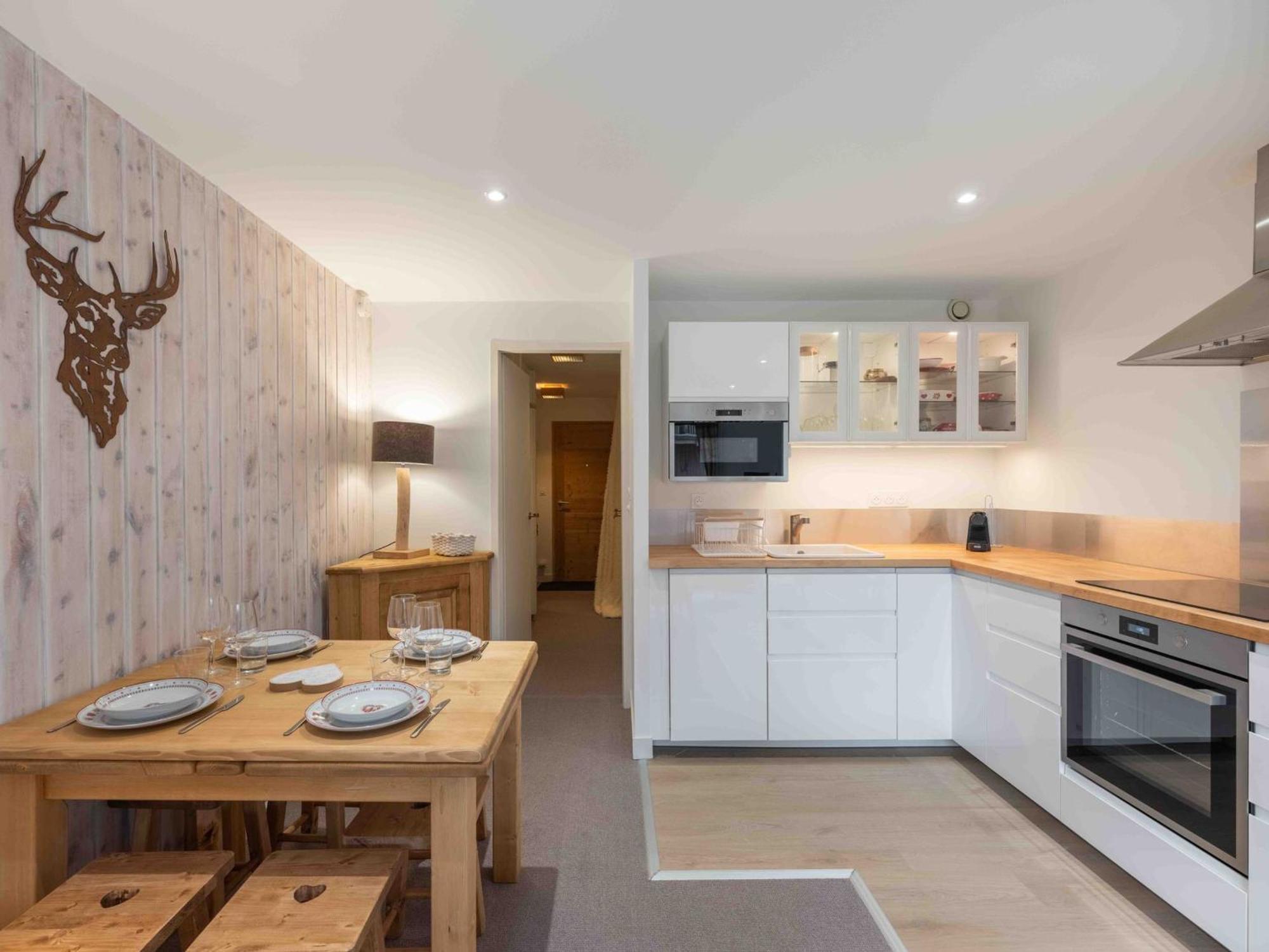 Renove Pour 6 Pers, Wifi Inclus, Coeur De 1650 - Fr-1-563-159 Courchevel